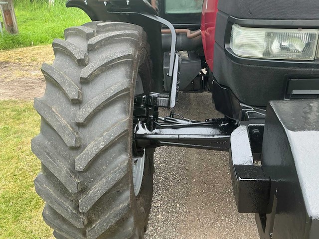 2004 case ih mxu100 vierwielaangedreven landbouwtractor - afbeelding 2 van  2
