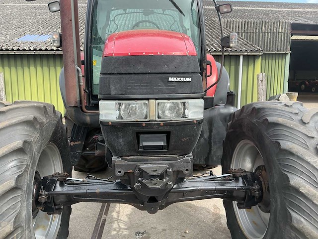 2004 case ih mxu125 vierwielaangedreven landbouwtractor - afbeelding 2 van  33