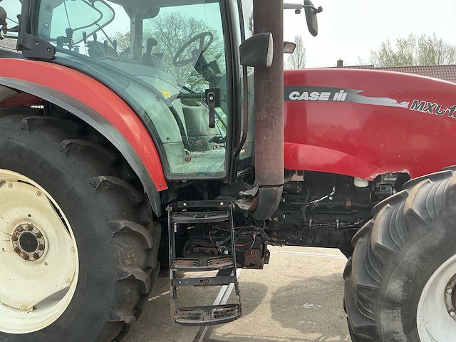2004 case ih mxu125 vierwielaangedreven landbouwtractor - afbeelding 4 van  33