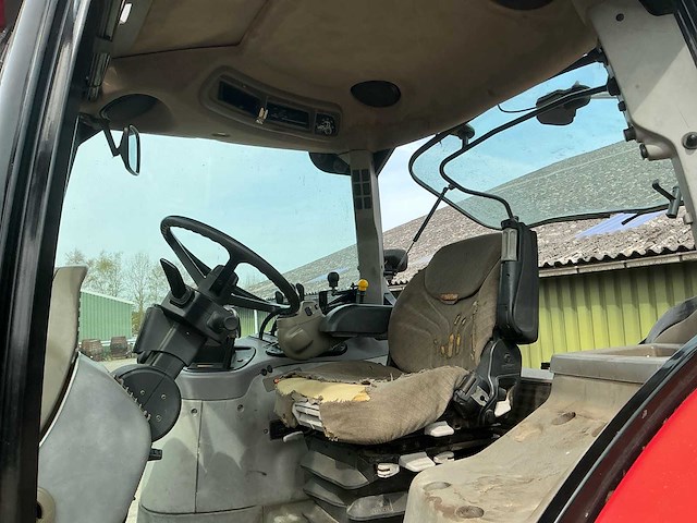 2004 case ih mxu125 vierwielaangedreven landbouwtractor - afbeelding 15 van  33