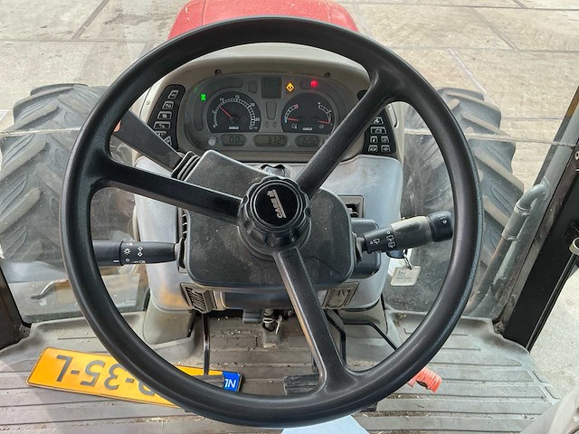 2004 case ih mxu125 vierwielaangedreven landbouwtractor - afbeelding 17 van  33