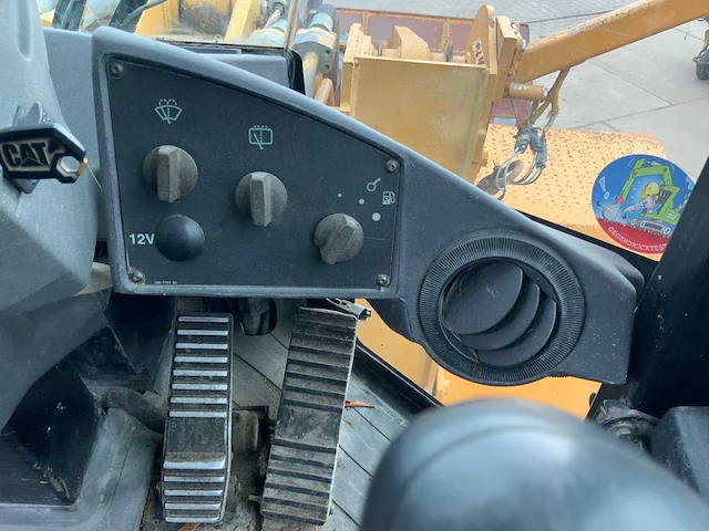 2004 caterpillar 938g series ii shovel - afbeelding 46 van  57
