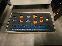 2004 charmilles roboform 23 zinkvonkmachine met gereedschap/onderdelen kast - afbeelding 2 van  29