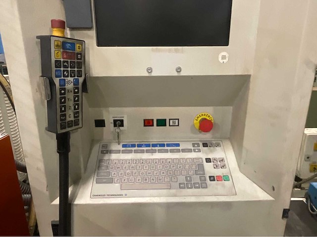 2004 charmilles roboform 23 zinkvonkmachine met gereedschap/onderdelen kast - afbeelding 5 van  29