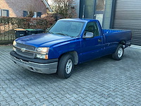 2004 chevrolet silverado 4.3 pick-up truck