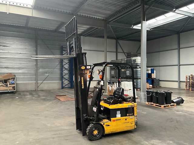 2004 daewoo b15t-2 vorkheftruck - afbeelding 2 van  17