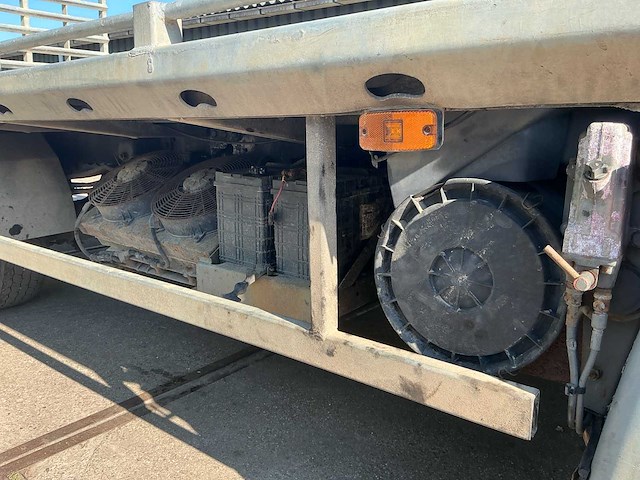 2004 daf ae45bf vrachtwagen - afbeelding 18 van  39