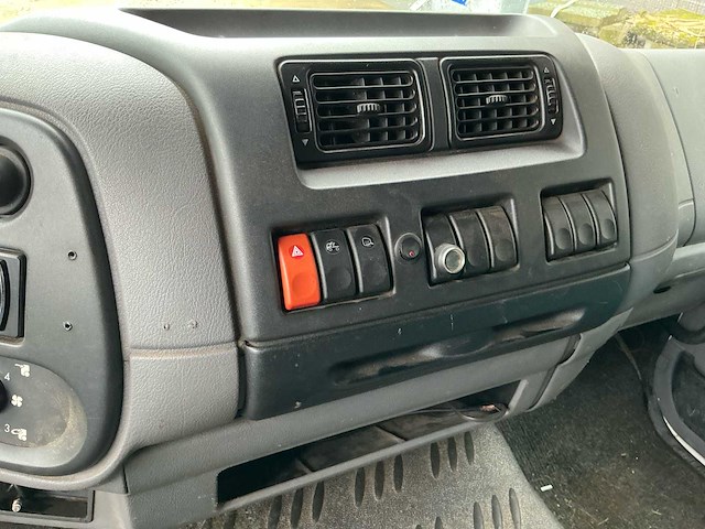 2004 daf lf 45.180 ae450f vrachtwagen / oprijwagen - afbeelding 6 van  19