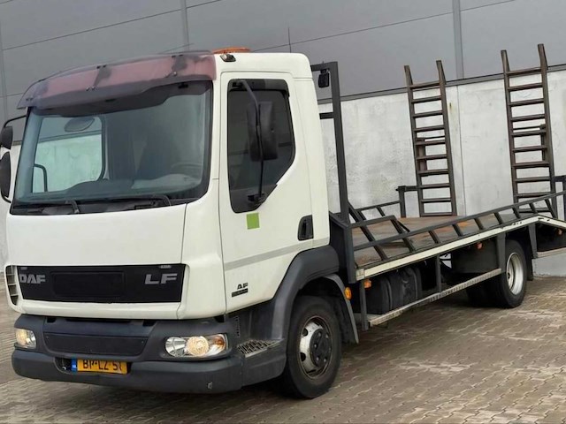 2004 daf lf 45.180 ae450f vrachtwagen / oprijwagen - afbeelding 1 van  19