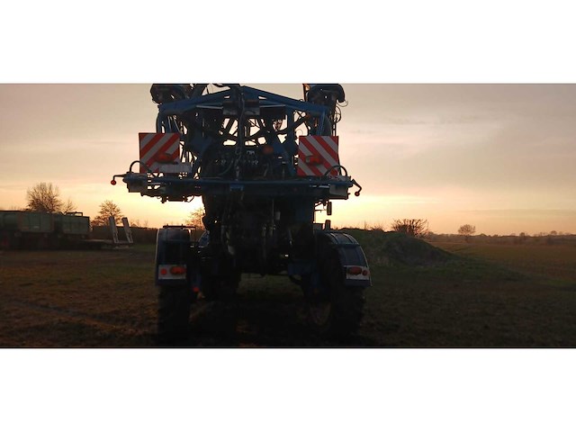 2004 delvano euro-trac zelfrijdende veldspuit - afbeelding 5 van  23