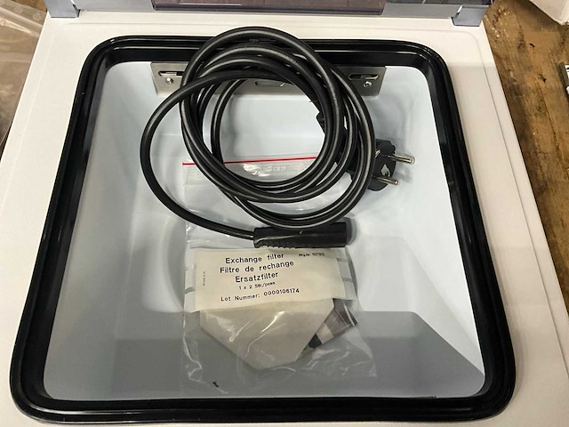 2004 diamed id-incubator 37 si laboratoriumincubator - afbeelding 3 van  4