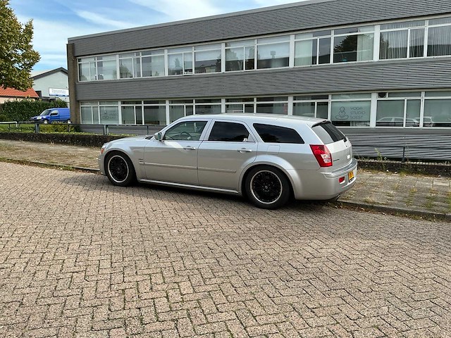 2004 dodge magnum rt station wagen personenauto - afbeelding 21 van  27