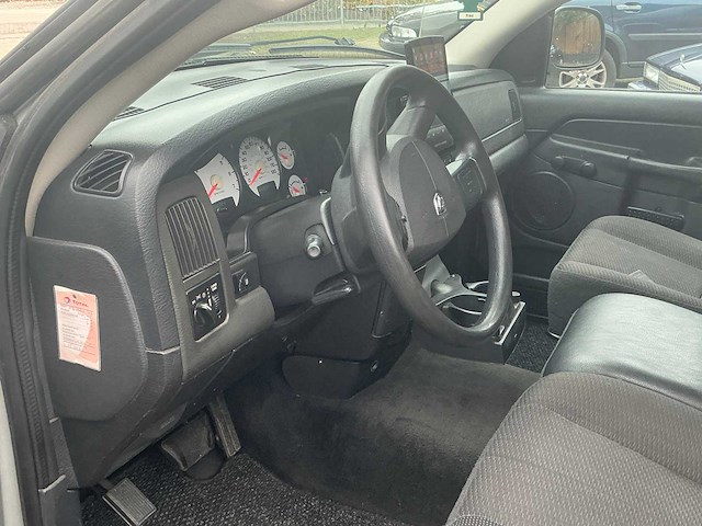 2004 dodge ram 2500 5.7 v8 bedrijfswagen 02-vtt-4 - afbeelding 9 van  37