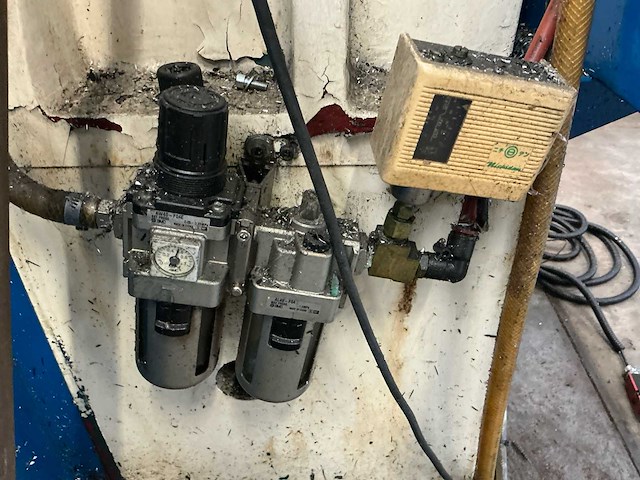 2004 dormac vic30 cnc-freesmachine - afbeelding 15 van  28