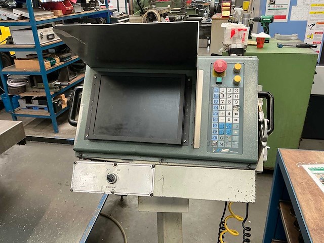 2004 dormac vic30 cnc-freesmachine - afbeelding 23 van  28