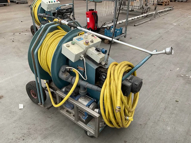 2004 empas 10135 watergeefmachine, getrokken - afbeelding 2 van  7