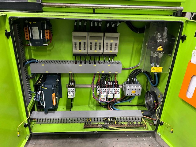 2004 engel es 1800/275 hl-v spuitgietmachine - afbeelding 7 van  16