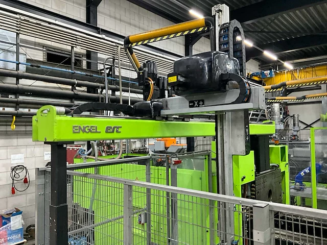2004 engel es 1800/275 hl-v spuitgietmachine - afbeelding 14 van  25