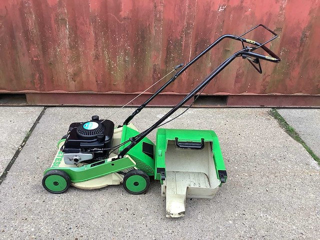 2004 etesia f-67160 grasmaaier - afbeelding 4 van  6