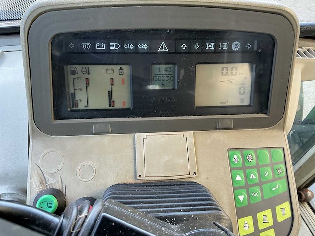 2004 fendt 410 vario vierwielaangedreven landbouwtractor - afbeelding 17 van  25