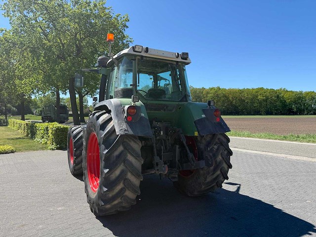 2004 fendt 714 vario - vierwielaangedreven landbouwtractor - afbeelding 10 van  12