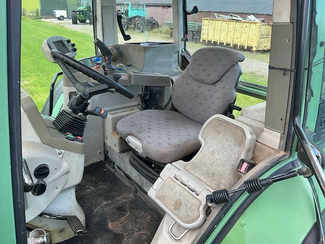 2004 fendt 714 vierwielaangedreven landbouwtractor - afbeelding 41 van  48