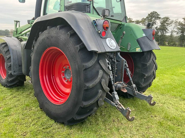 2004 fendt 714 vierwielaangedreven landbouwtractor - afbeelding 19 van  48