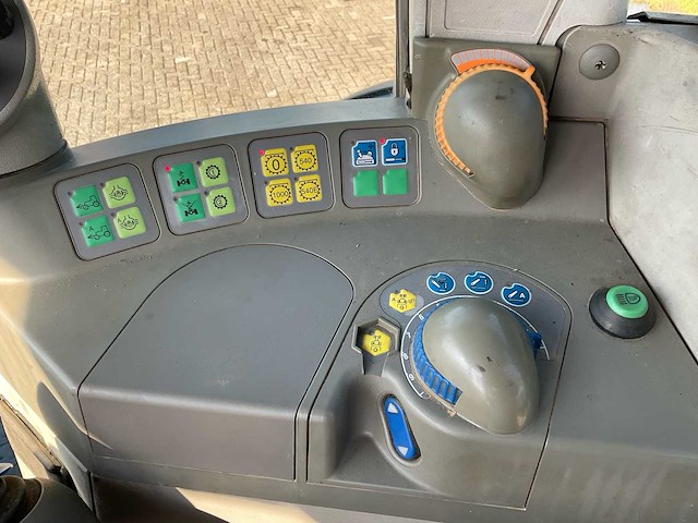 2004 fendt 916 vario tms vierwielaangedreven landbouwtractor - afbeelding 31 van  42