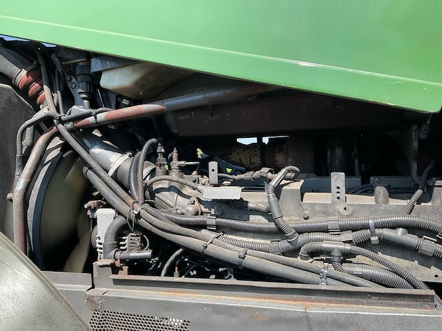 2004 fendt 916 vario tms vierwielaangedreven landbouwtractor - afbeelding 31 van  39
