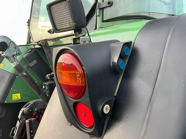 2004 fendt farmer 412 vario vierwielaangedreven landbouwtractor - afbeelding 13 van  41
