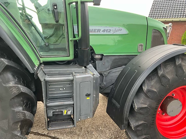 2004 fendt farmer 412 vario vierwielaangedreven landbouwtractor - afbeelding 15 van  41