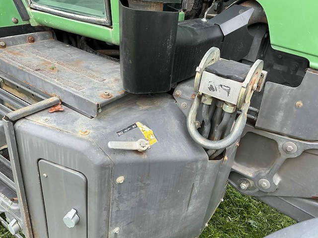 2004 fendt vario farmer 412 vierwielaangedreven landbouwtractor - afbeelding 10 van  39