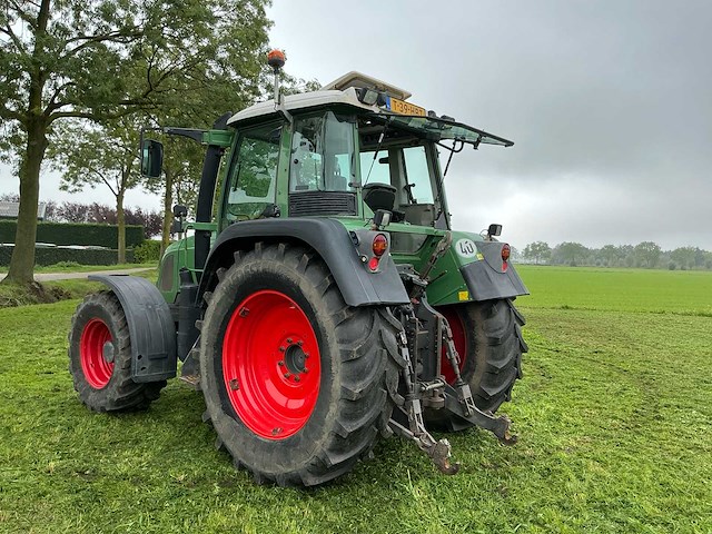 2004 fendt vario farmer 412 vierwielaangedreven landbouwtractor - afbeelding 37 van  39