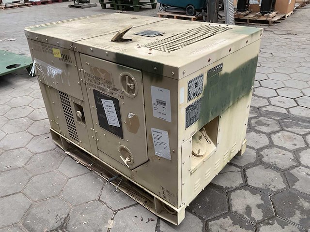 2004 fermont mep802a stroomgenerator - afbeelding 8 van  13