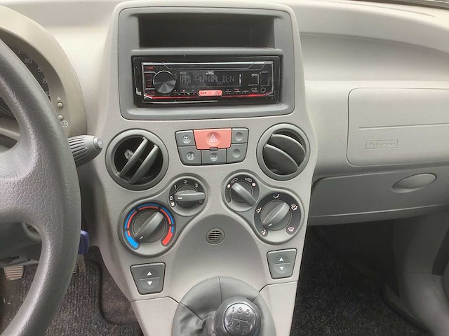 2004 fiat panda 1.2 dynamic personenauto - afbeelding 12 van  12