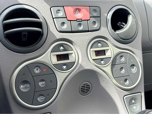 2004 fiat panda airco 1.2 emotion personenauto - afbeelding 2 van  7