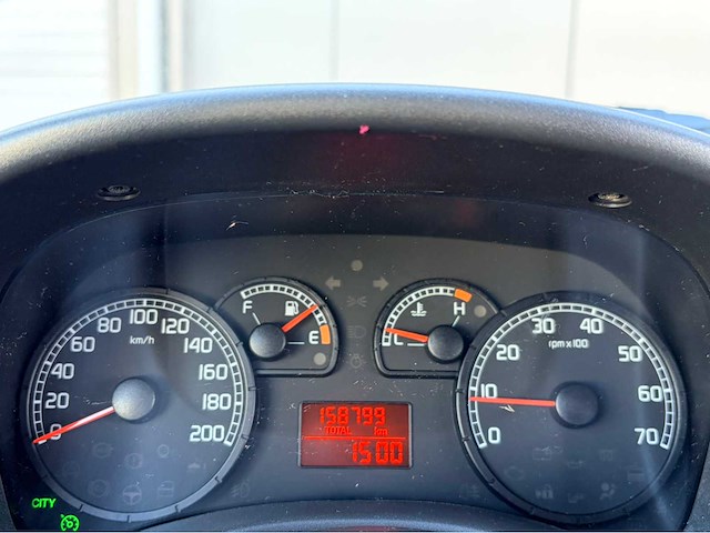 2004 fiat punto airco 1.4-16v dynamic personenauto - afbeelding 7 van  15