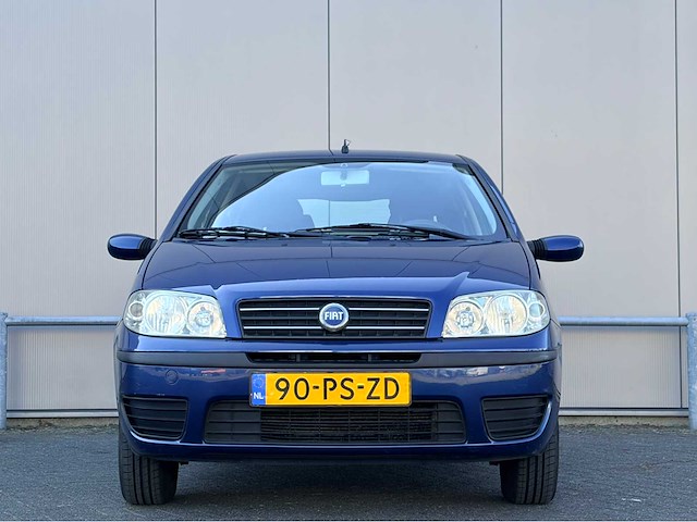 2004 fiat punto airco 1.4-16v dynamic personenauto - afbeelding 8 van  15