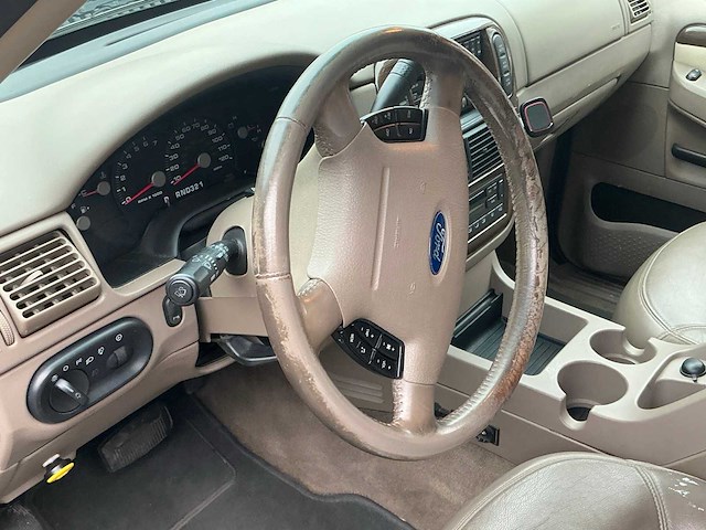 2004 ford explorer eddie bauer editie v8 4.6. - afbeelding 19 van  65
