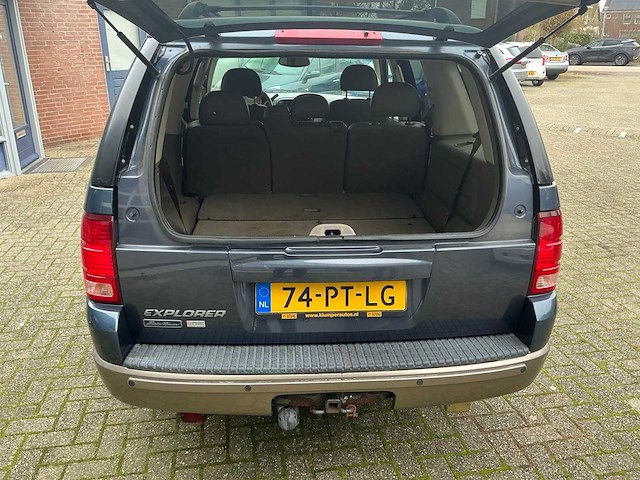2004 ford explorer eddie bauer editie v8 4.6. - afbeelding 37 van  65