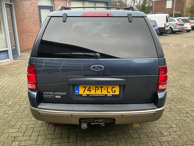 2004 ford explorer eddie bauer editie v8 4.6. - afbeelding 63 van  65