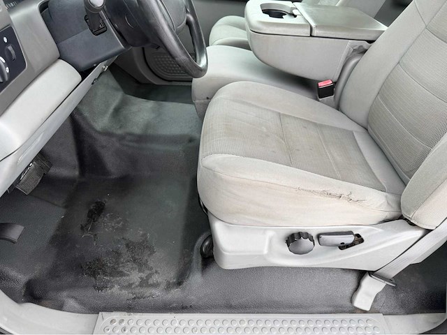 2004 ford f-350 xl super duty bedrijfswagen - afbeelding 25 van  38