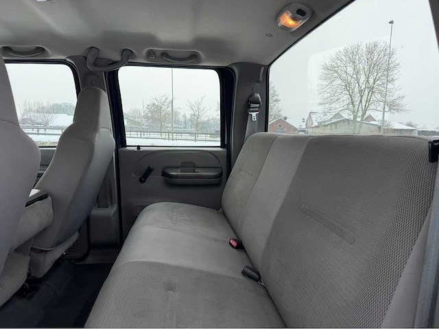 2004 ford f-350 xl super duty bedrijfswagen - afbeelding 16 van  38
