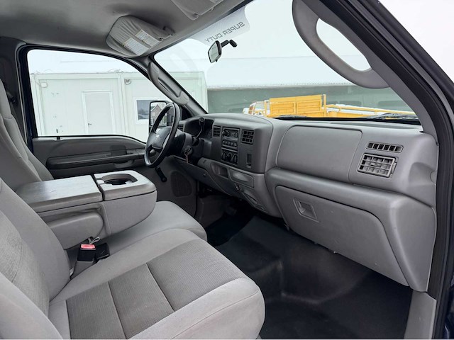 2004 ford f-350 xl super duty bedrijfswagen - afbeelding 19 van  38