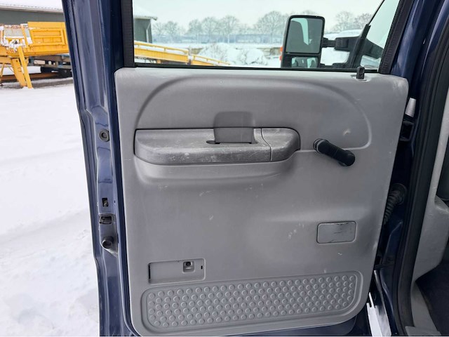 2004 ford f-350 xl super duty bedrijfswagen - afbeelding 3 van  9