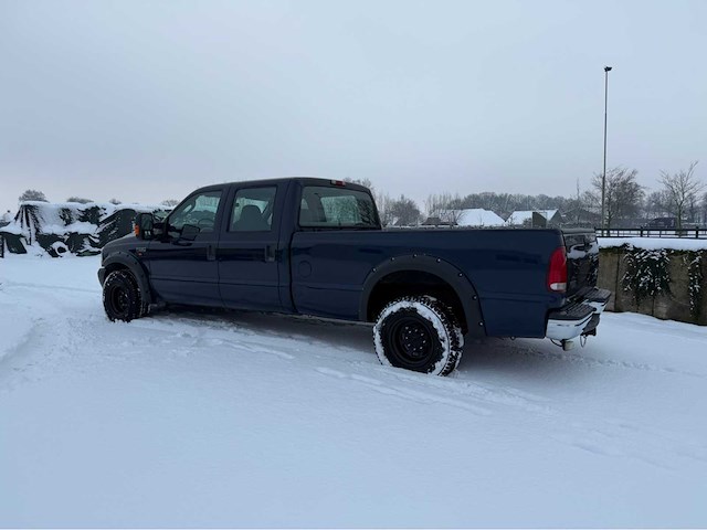 2004 ford f-350 xl super duty bedrijfswagen - afbeelding 32 van  36
