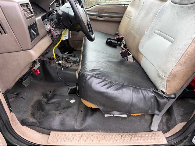 2004 ford f350 tv-350 7.3 v8 bedrijfswagen - afbeelding 2 van  26