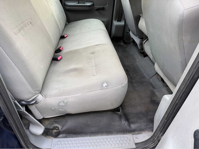 2004 ford f350 xl super duty personenauto - afbeelding 15 van  32