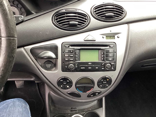 2004 ford focus 1.6-16v futura personenauto - afbeelding 3 van  19