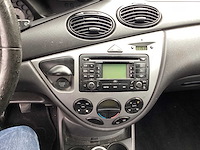2004 ford focus 1.6-16v futura personenauto - afbeelding 3 van  19